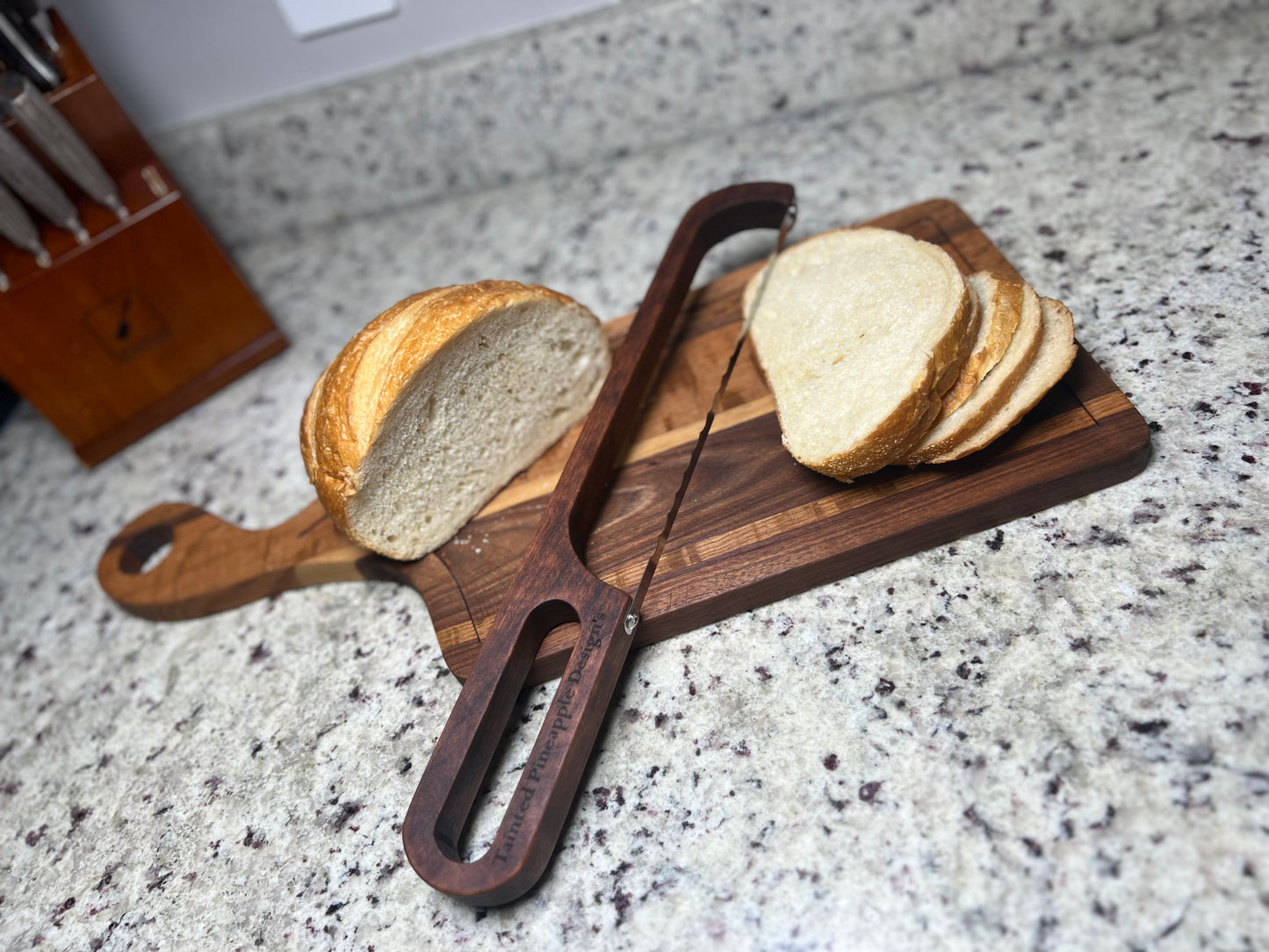 Bread Saw - Rounded Handle